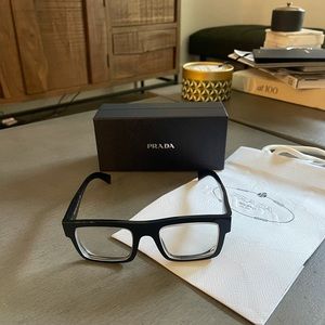Prada sunglasses needs new lenses